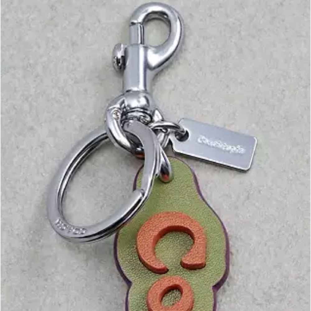 Coach Logo Bag Charm In Coachtopia Leather - Picture 10 of 10